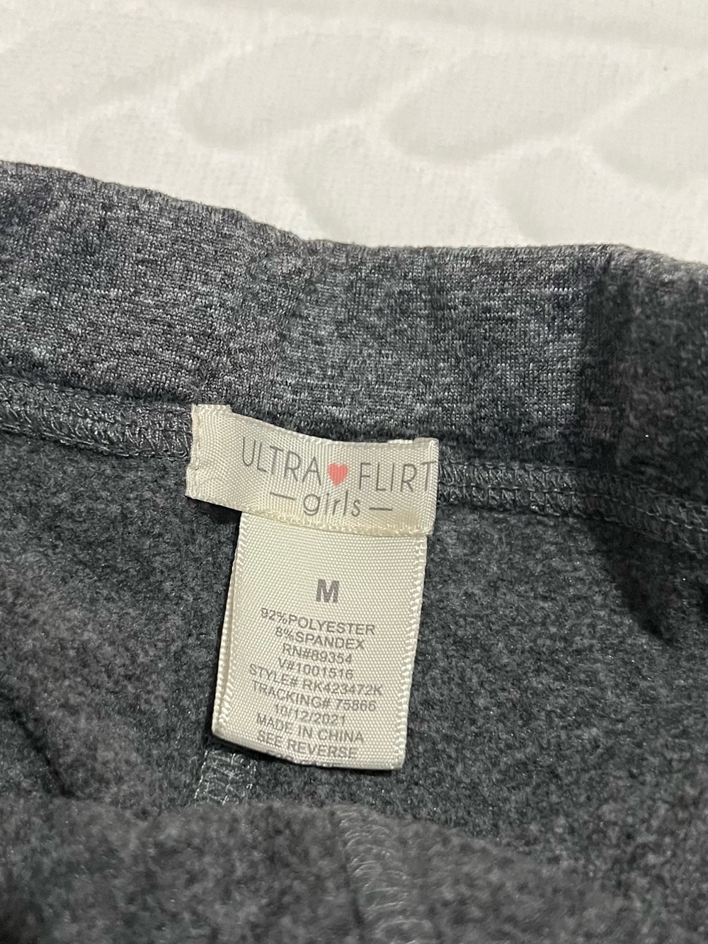 💗 Ultra First - Girls Charcoal Gray Cargo Knit Joggers - Picture 5 of 9